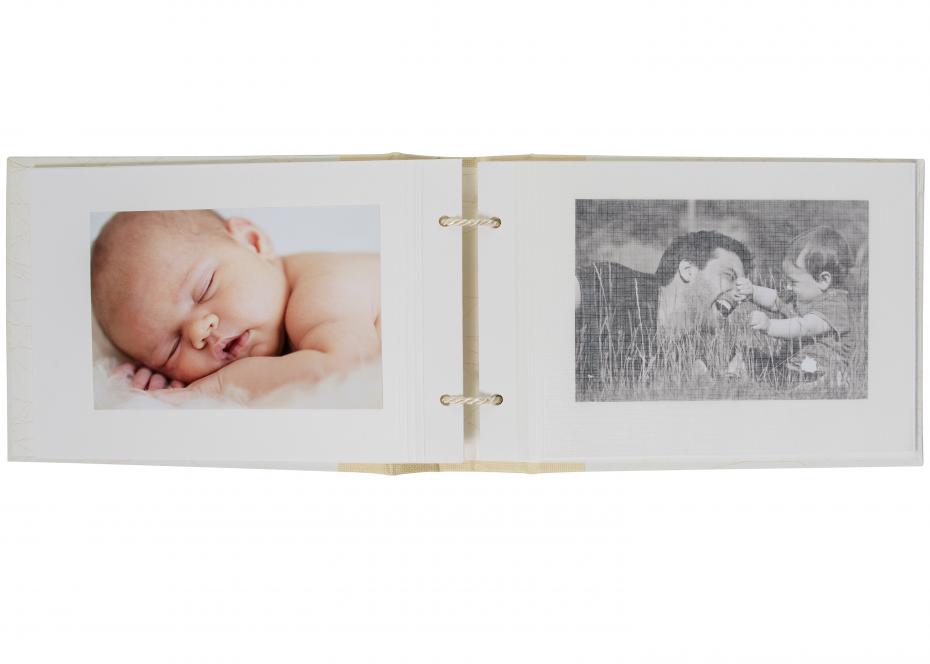 Babyalbum Bambini Creme - 23,5x16 cm (40 Hvide sider / 20 blade)