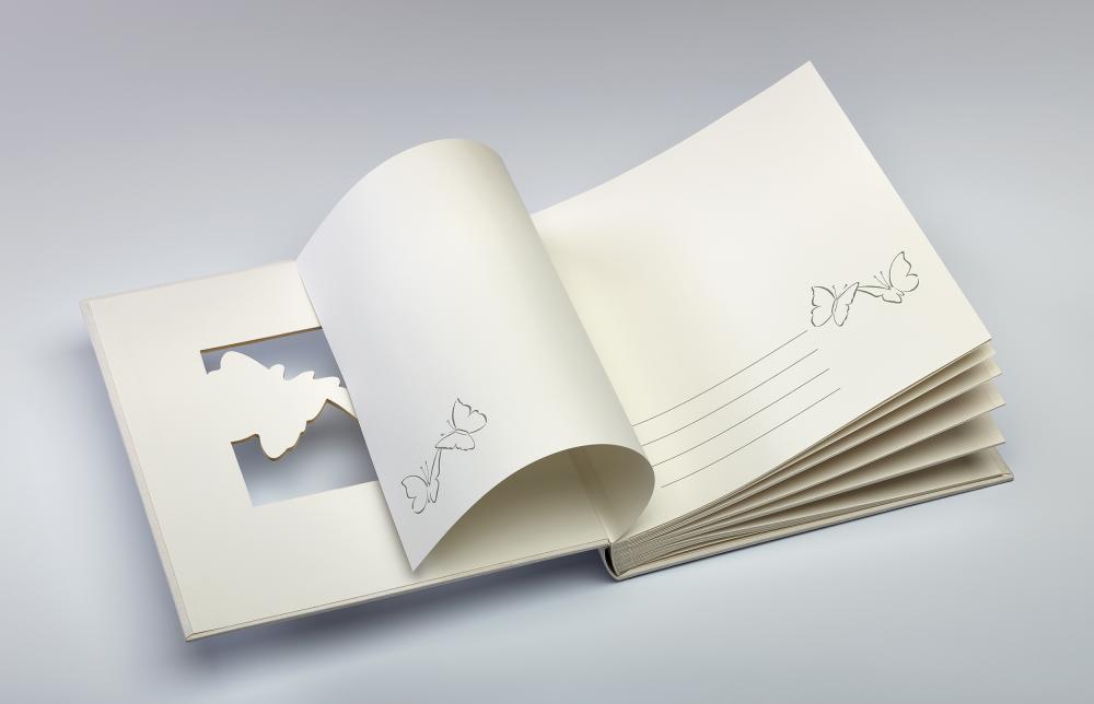Farfalla Bryllupsalbum Hvid - 28x30,5 cm (50 Hvide sider / 25 blade)